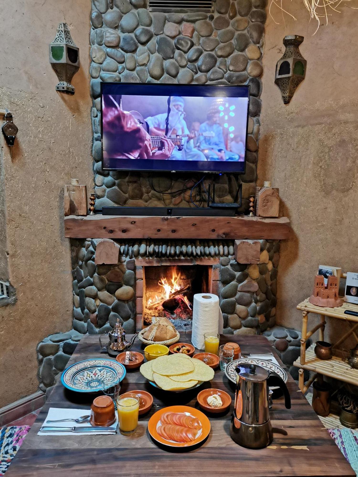 Maison D'Hote Tamatart - Homestay Kelaat-M'Gouna Exteriör bild